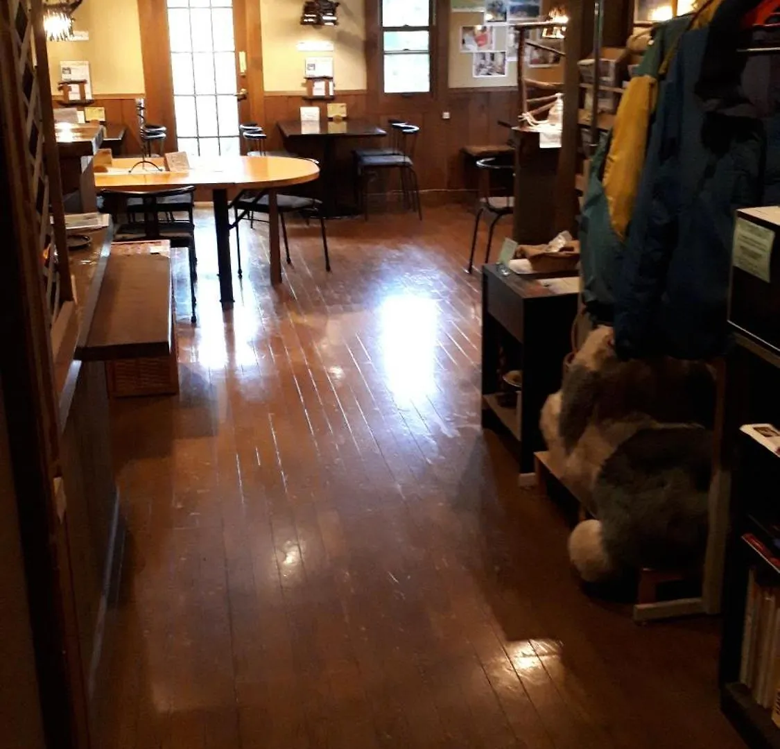 旅館 ホテル ビスターレ・カナ ニセコ町